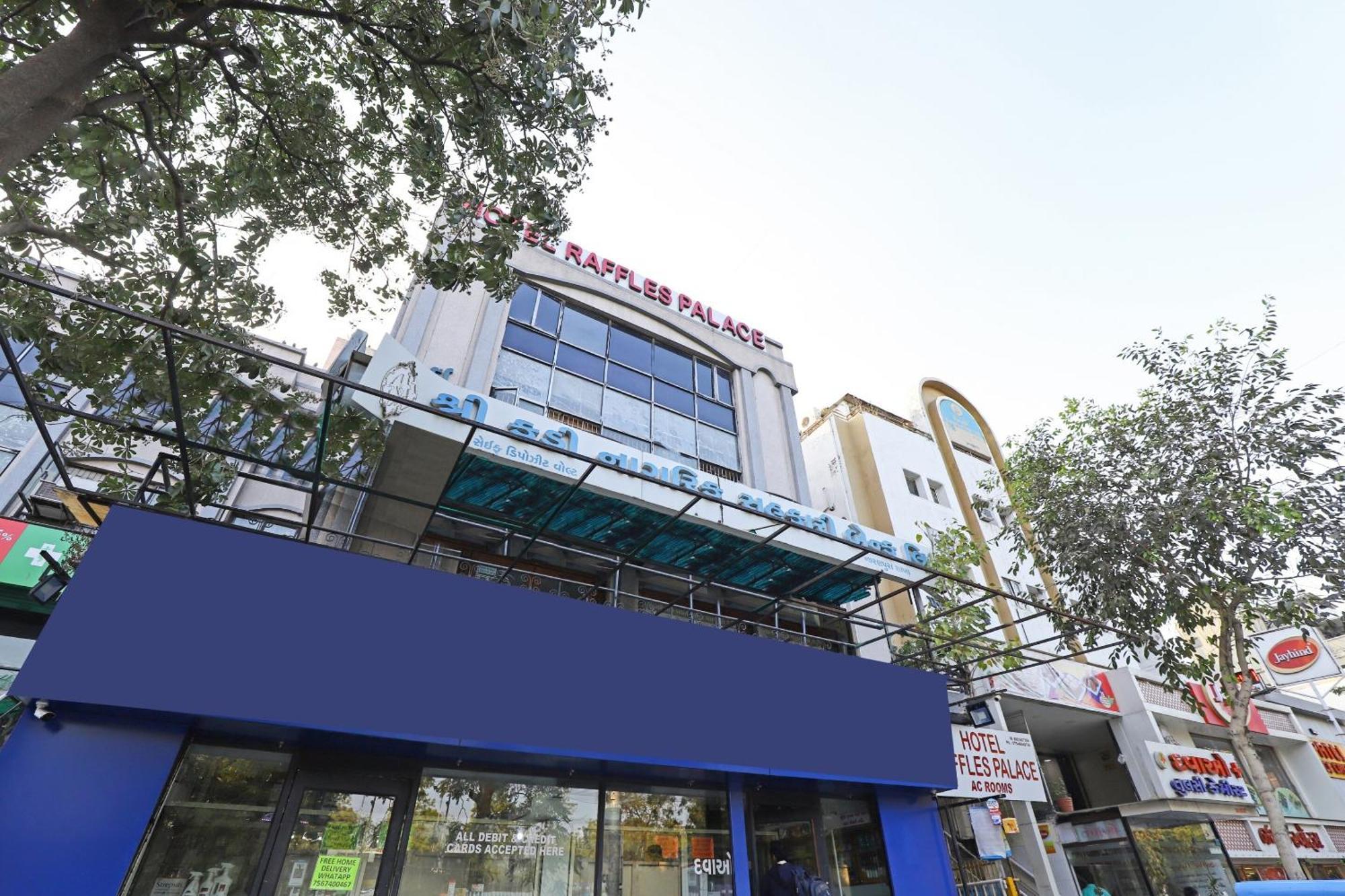Hotel O R S Palace Ahmedabad Exterior photo